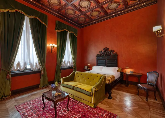 Hotel Locarno 5*
