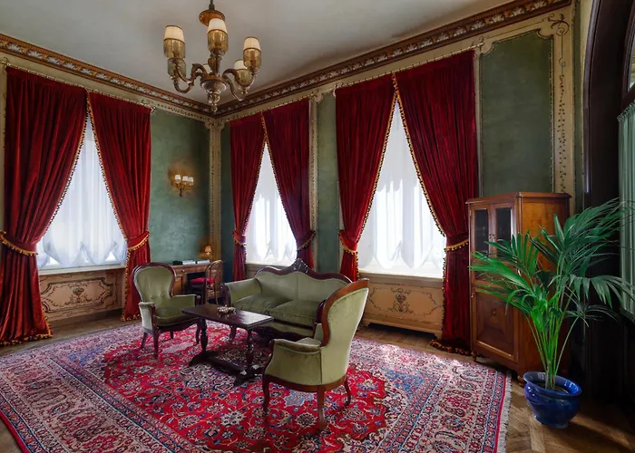 Hotel Locarno